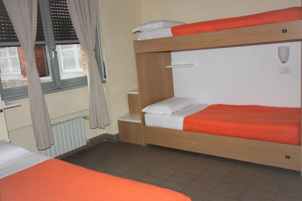 New Generation Hostel Citta Studi Milano Exterior foto
