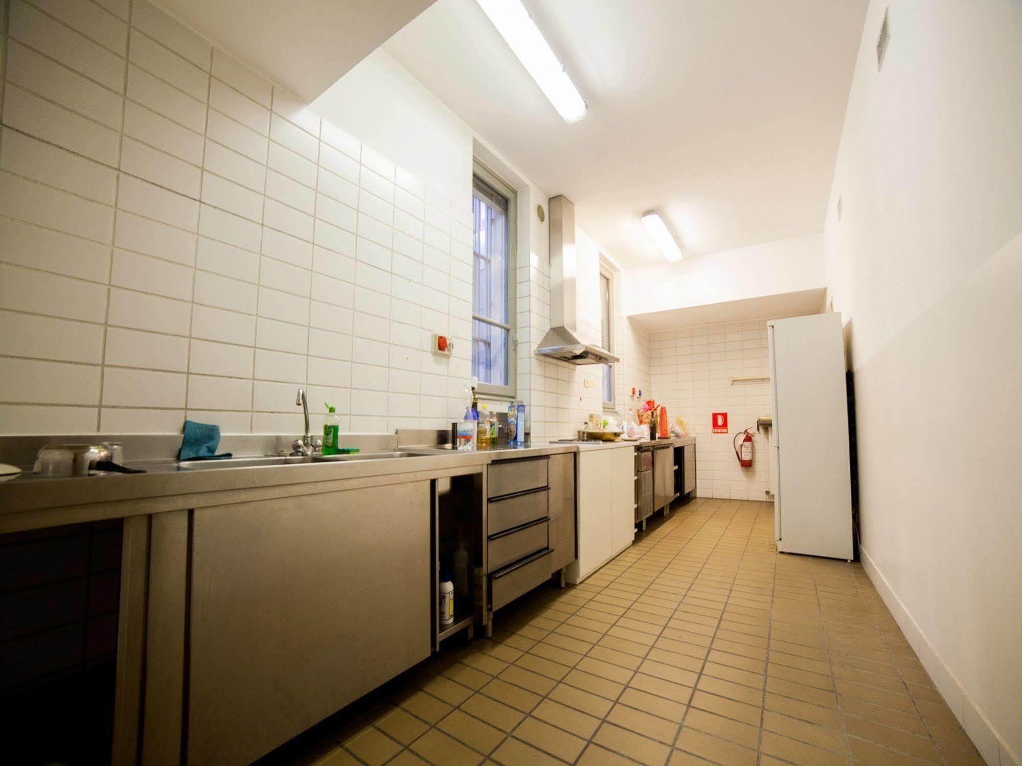 New Generation Hostel Citta Studi Milano Exterior foto